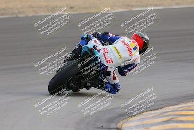 media/Dec-17-2022-SoCal Trackdays (Sat) [[224abd9271]]/Turn 10 Backside (120pm)/